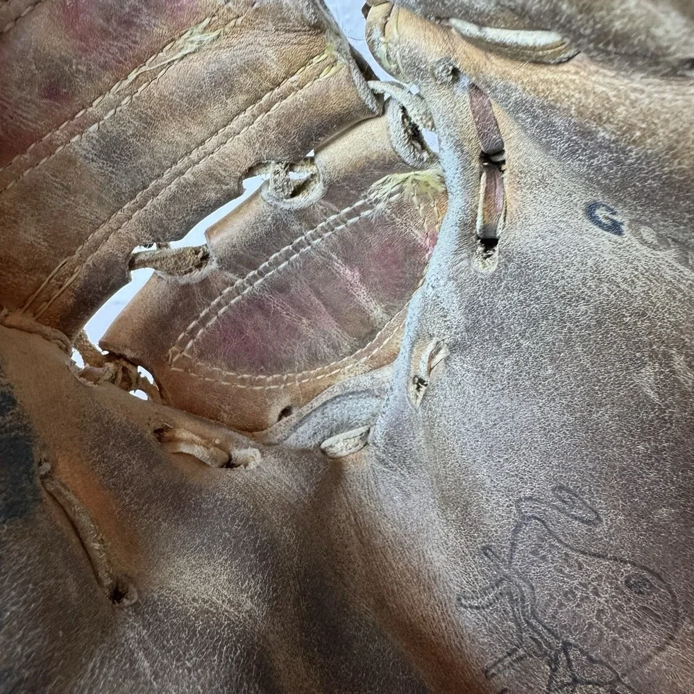 Vintage Rawlings Gold Glove Catchers Mitt HOH Lite Toe Left Hand 210 LTF USA